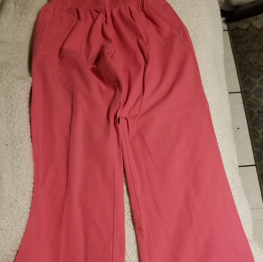 Elegant Pink Women's Scrub Set